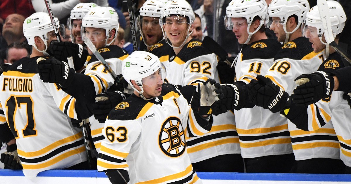 NHL Picks: Can the St. Louis Blues Slow the Hot Boston Bruins?