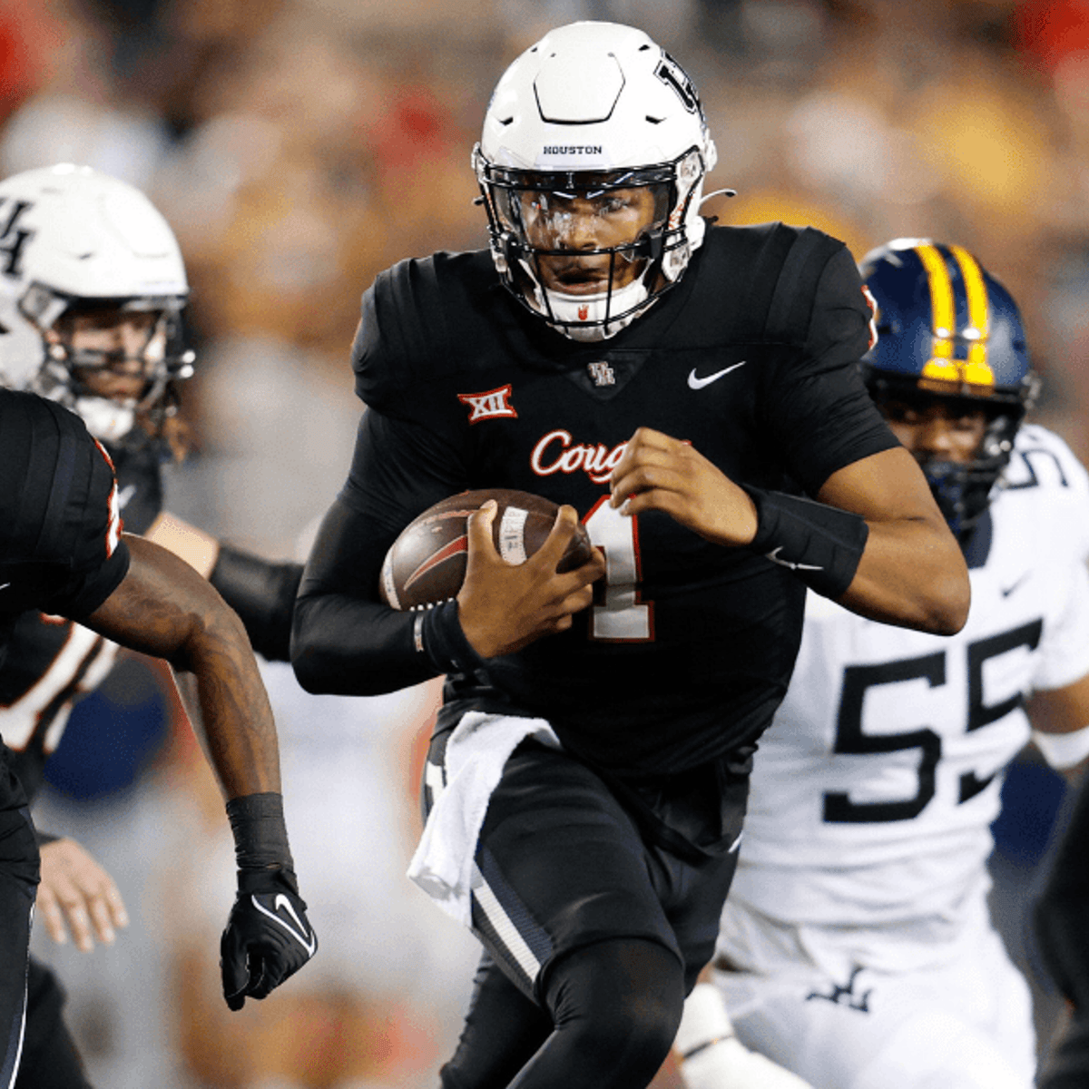 NCAAF Player Props & College Football ATS Picks for Week 14