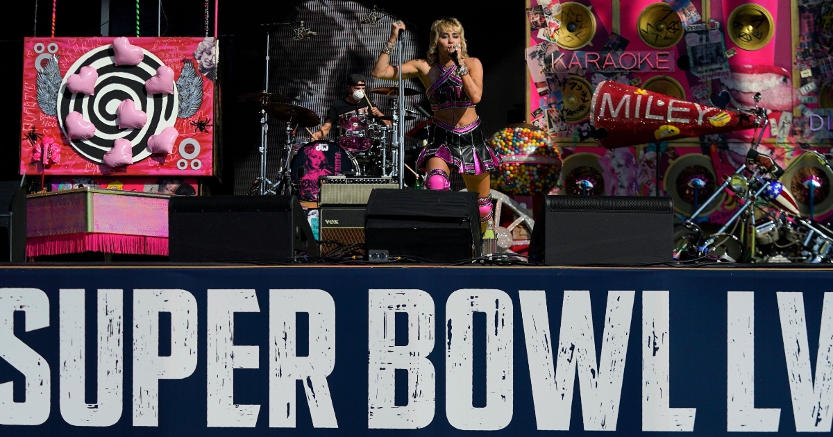 Who Will Headline The 2025 Super Bowl Halftime Show?