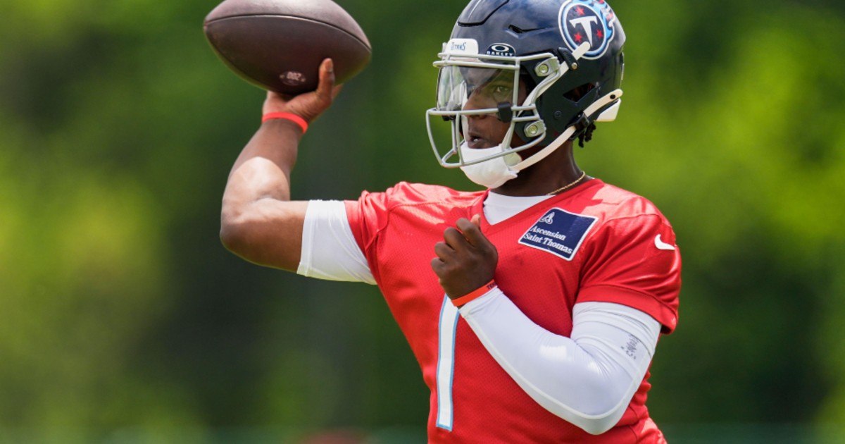 NFL News &amp; Notes: Rookie Quarterbacks; Plus, End Of An Era