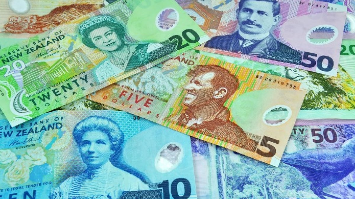 How Clean Are New Zealand Dollar Bank Notes?