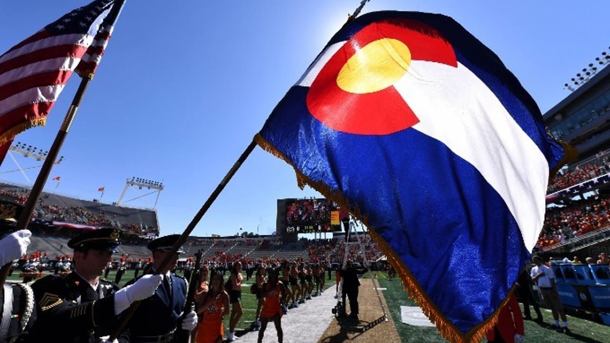 MaximBet Offers Female Student-Athletes in Colorado NIL Deal