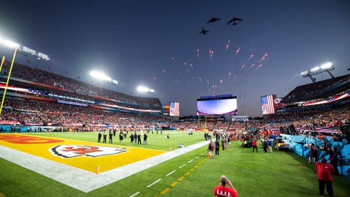 Super Bowl LVI: Wat kun je verwachten van dit sport- én muziekspektakel?