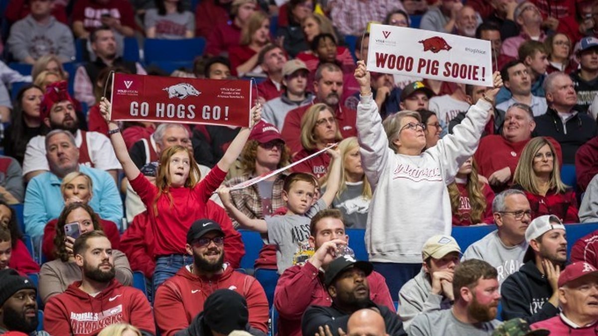 Super Bowl Mobile Wagering Nixed in Arkansas, But Maybe By March Madness