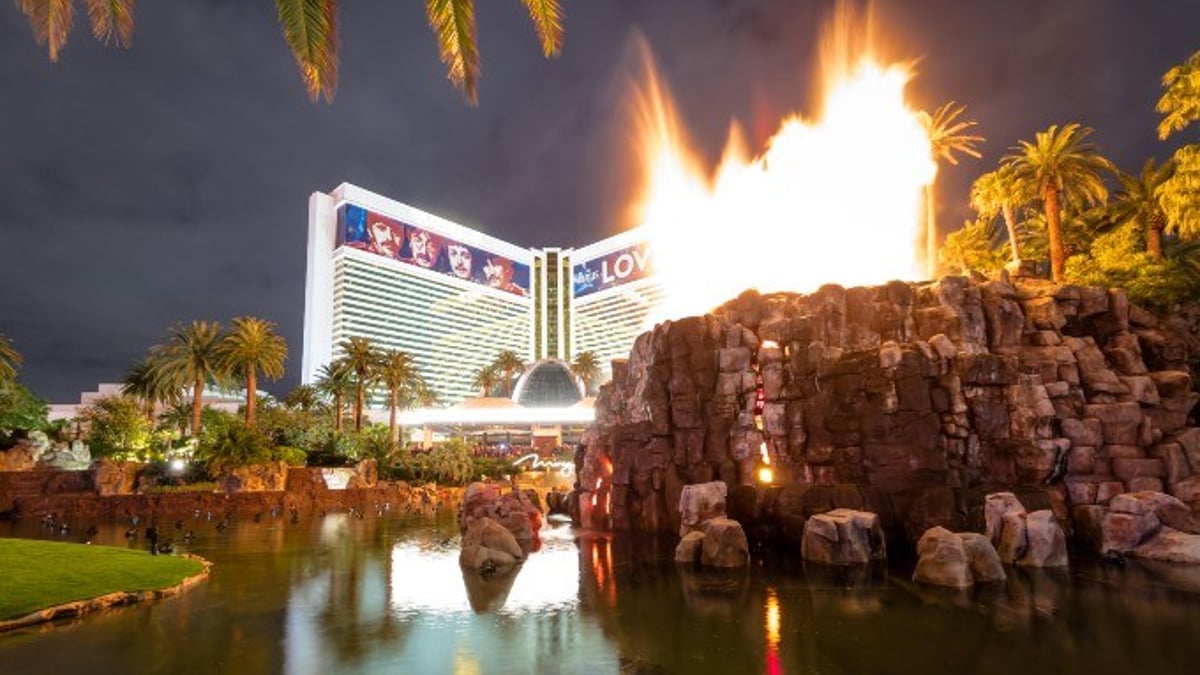 Steve Wynn’s Las Vegas Estate Sells For Over $17 Million