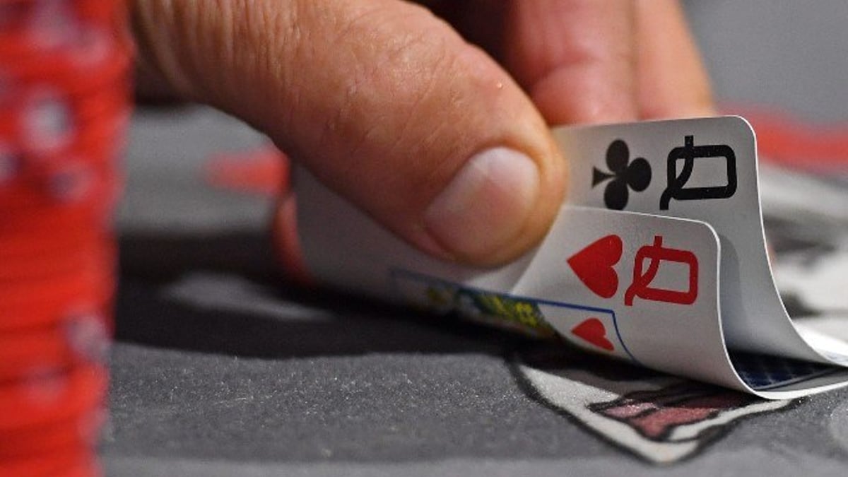 Royal Flush Propels Poker Pro To BetMGM Title, WSOP Underway In Las Vegas