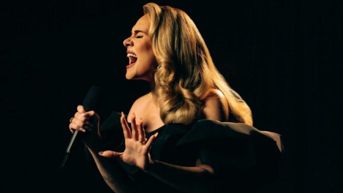 Adele Reschedules Las Vegas Shows