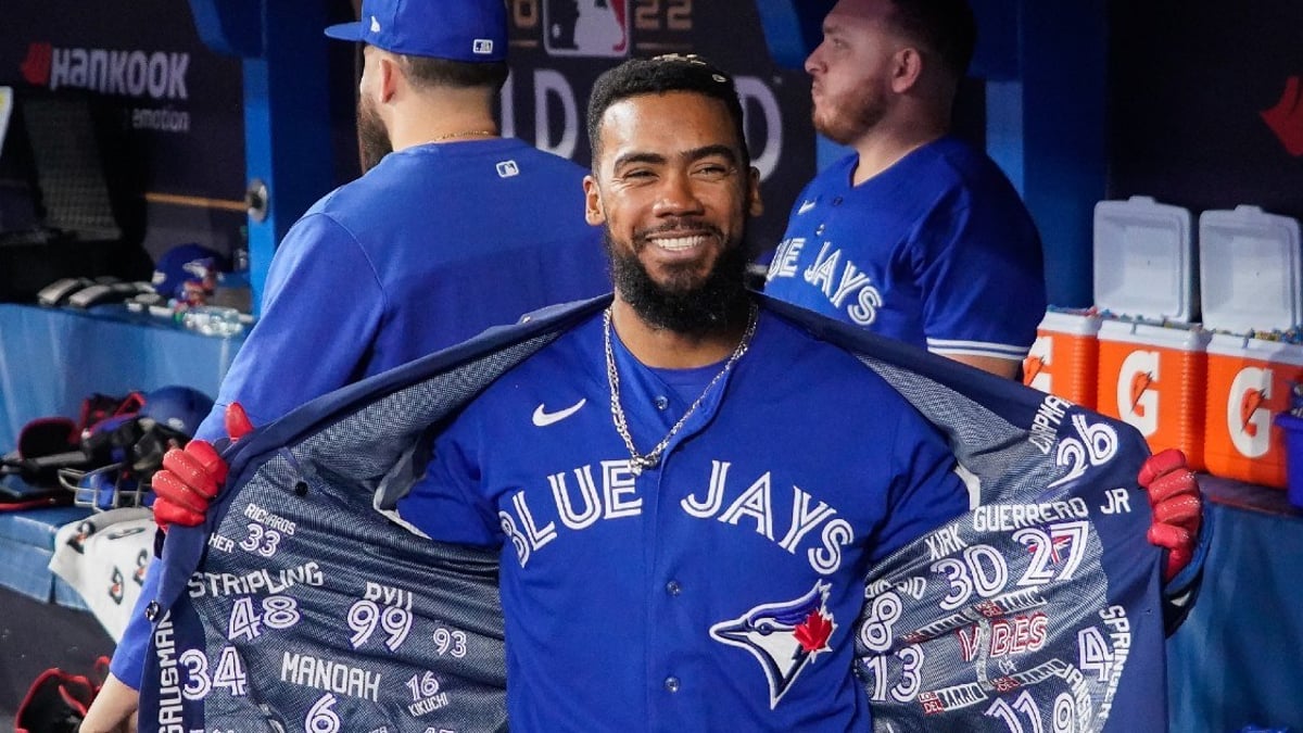 How Does the Hernandez Trade Impact the Blue Jays&#039; 2023 World Series Odds?