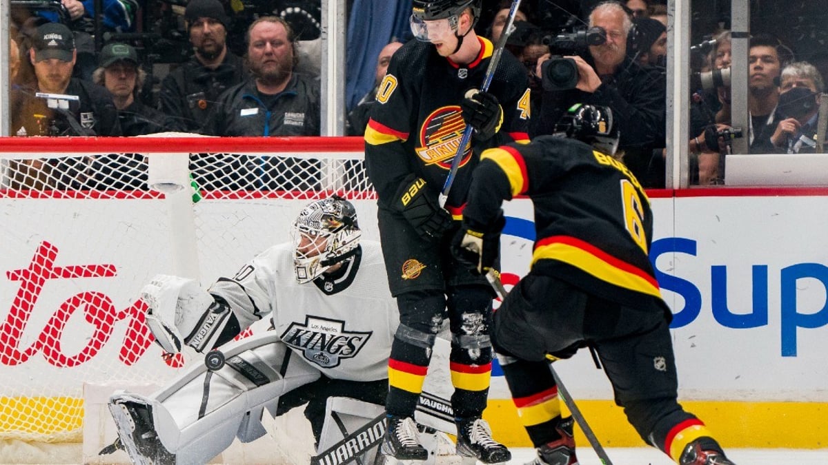 NHL Picks: Best Bets for L.A. Kings vs. Vancouver Canucks
