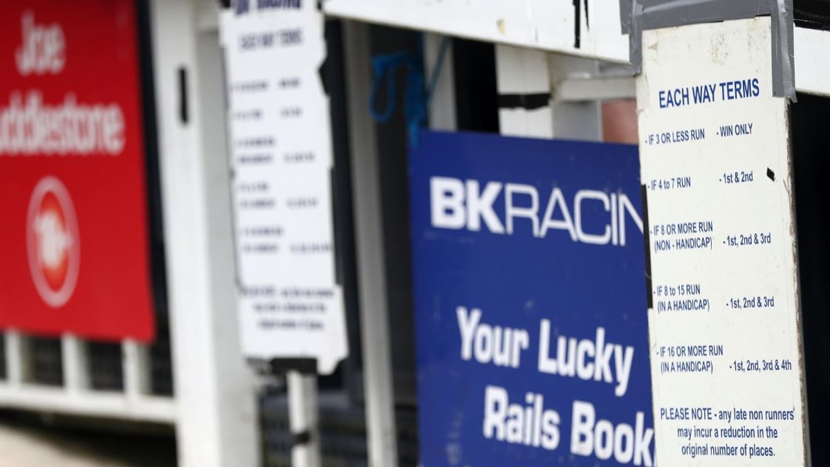 What is an Each Way Bet? Each Way Betting Explained