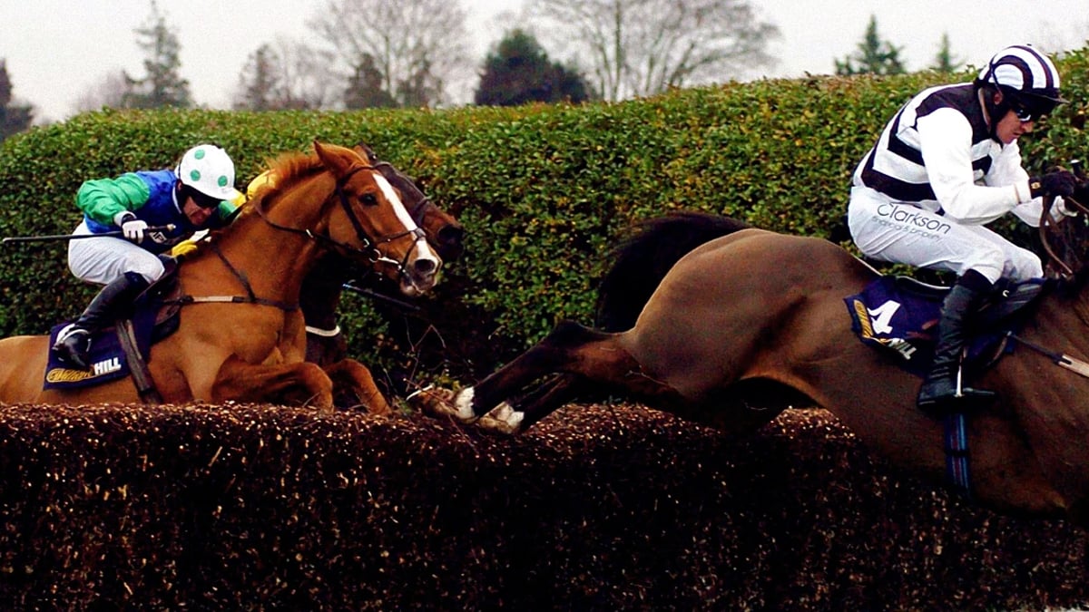Five Of The Best National Hunt Races Of All Time