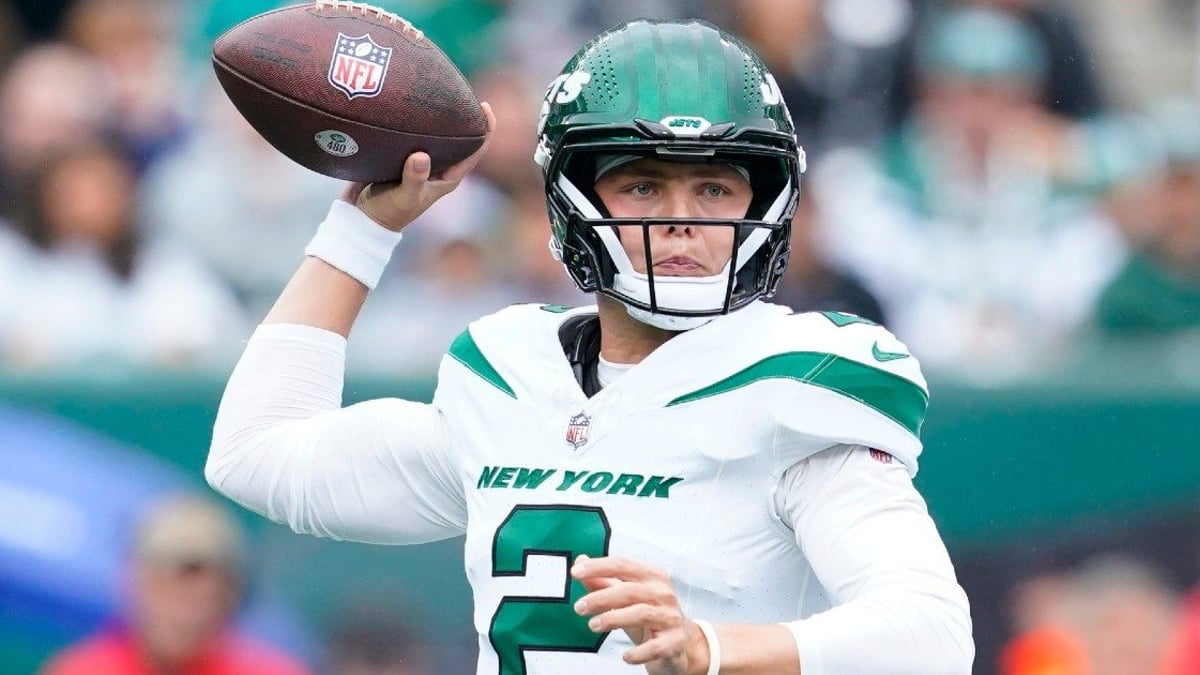 Betting Odds: Who Will Quarterback the New York Jets?