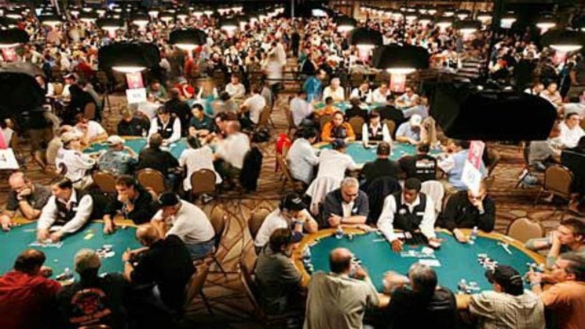 Poker Tournaments: Re-Buy Tournaments Strategy