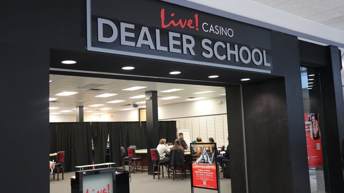 Live! Casino Hosts Free Table Games Dealer School