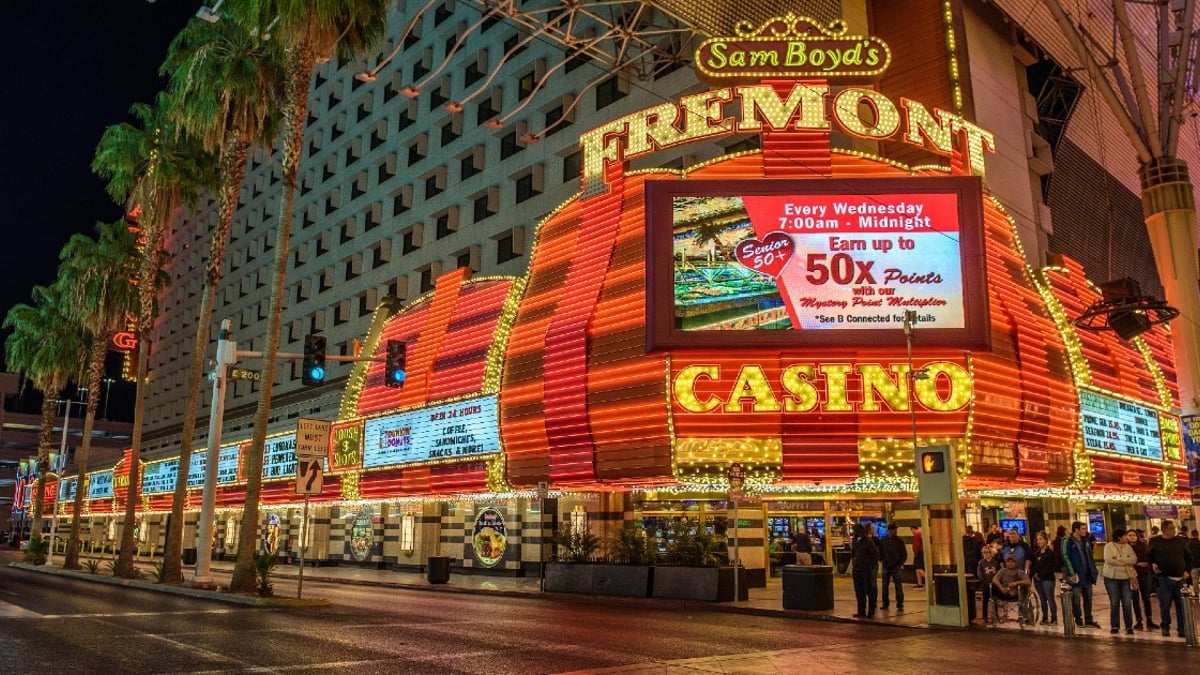 Super Bowl Fans Can Visit These Las Vegas Mob Sites