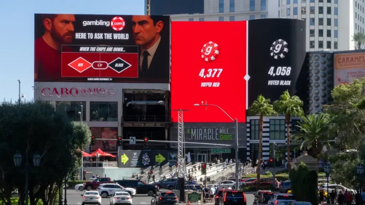 Red Ahead In Battle With Black In Las Vegas! Vote Now To Settle The Big Question Red Ahead In Battle With Black In Las Vegas! Vote Now To Settle The Big Question