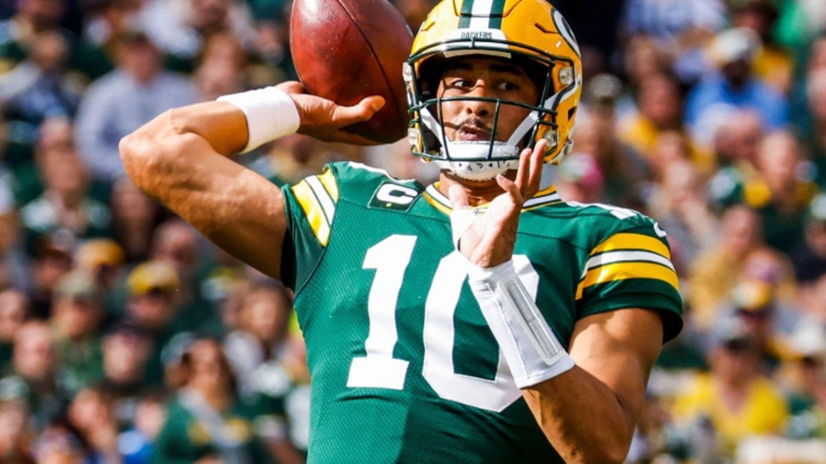NFL News & Notes: Love Story, Mayfield Takes Charge NFL News & Notes: Love Story, Mayfield Takes Charge