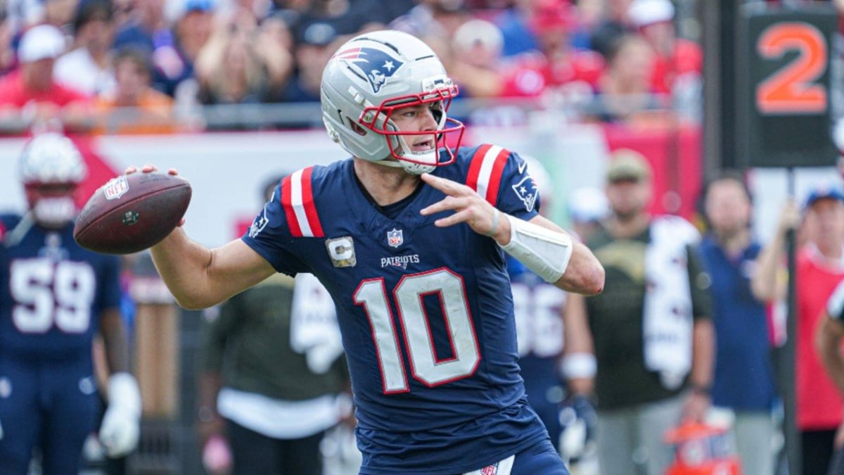 NFL News & Notes: Drake 'Drake Maye' Maye Emerges, Plus Injured Quarterbacks NFL News & Notes: Drake 'Drake Maye' Maye Emerges, Plus Injured Quarterbacks