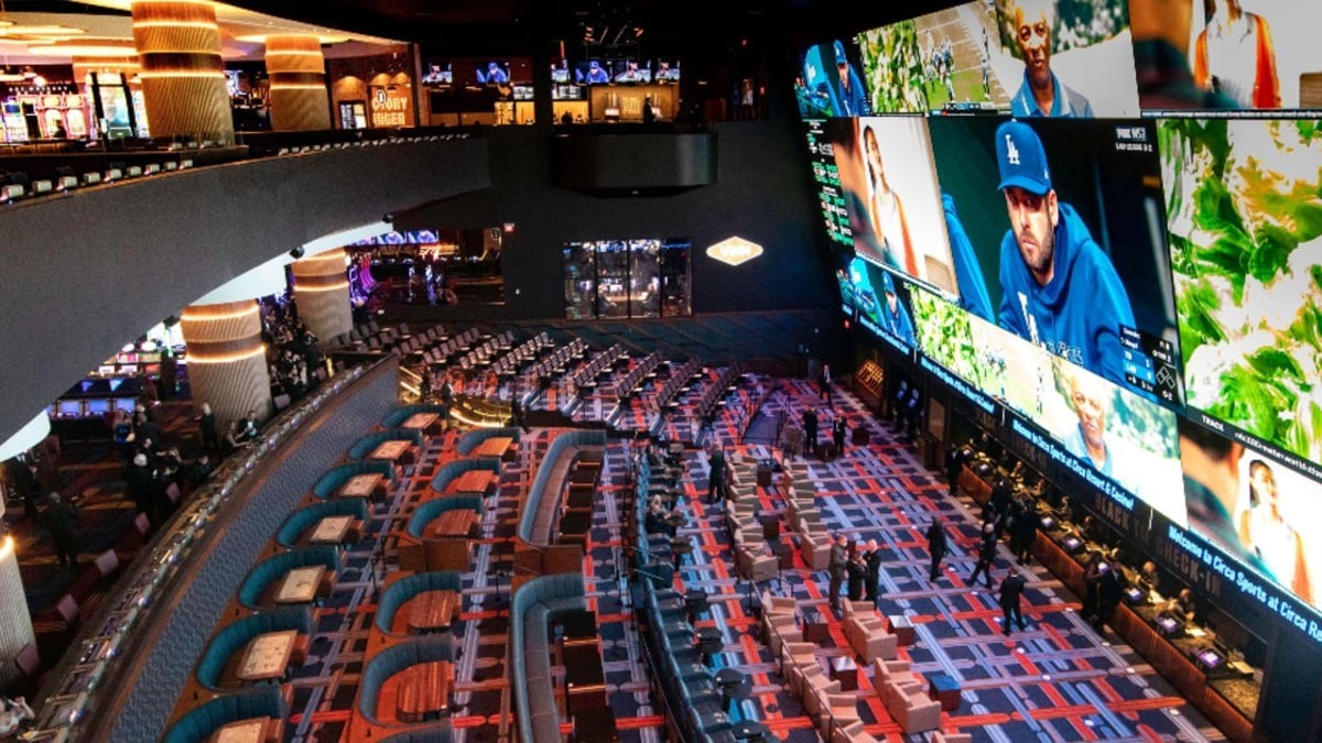 Best Las Vegas Sportsbooks For Super Bowl Watching, Betting Best Las Vegas Sportsbooks For Super Bowl Watching, Betting