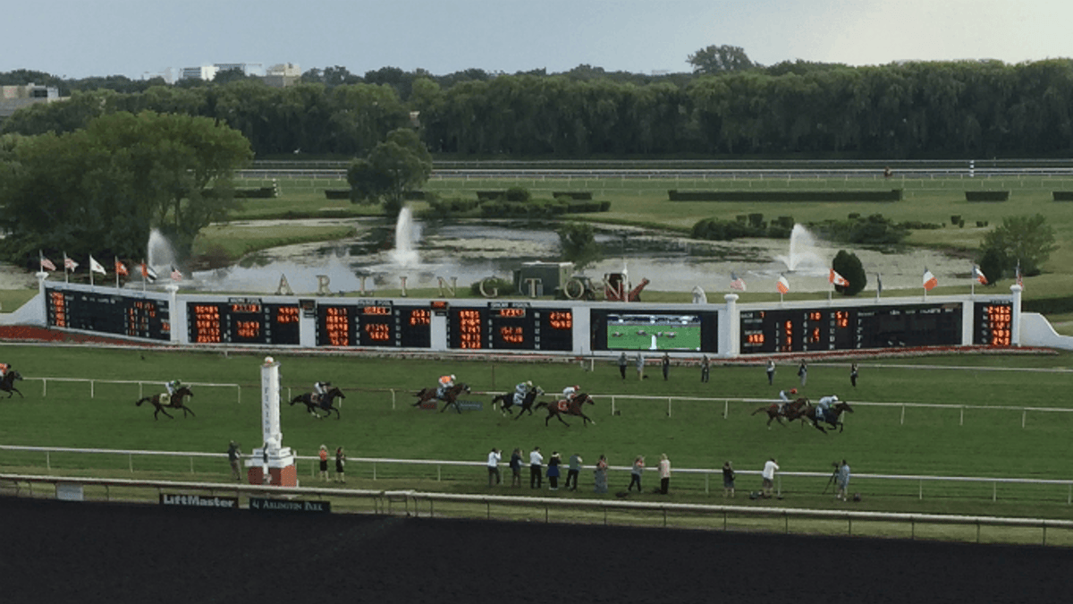 Illinois Looks At Historic Horse Racing To Revive Industry