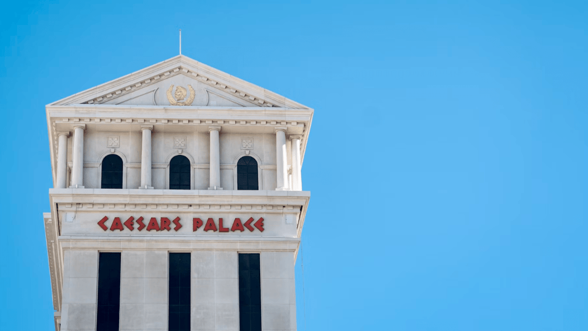 Caesars Entertainment Wins Online Casino Operator of the Year at EGR Awards 2024 Caesars Entertainment Wins Online Casino Operator of the Year at EGR Awards 2024