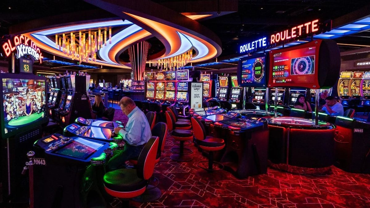 7 Tips on Casino Etiquette Every Gambler Should Know 7 Tips on Casino Etiquette Every Gambler Should Know