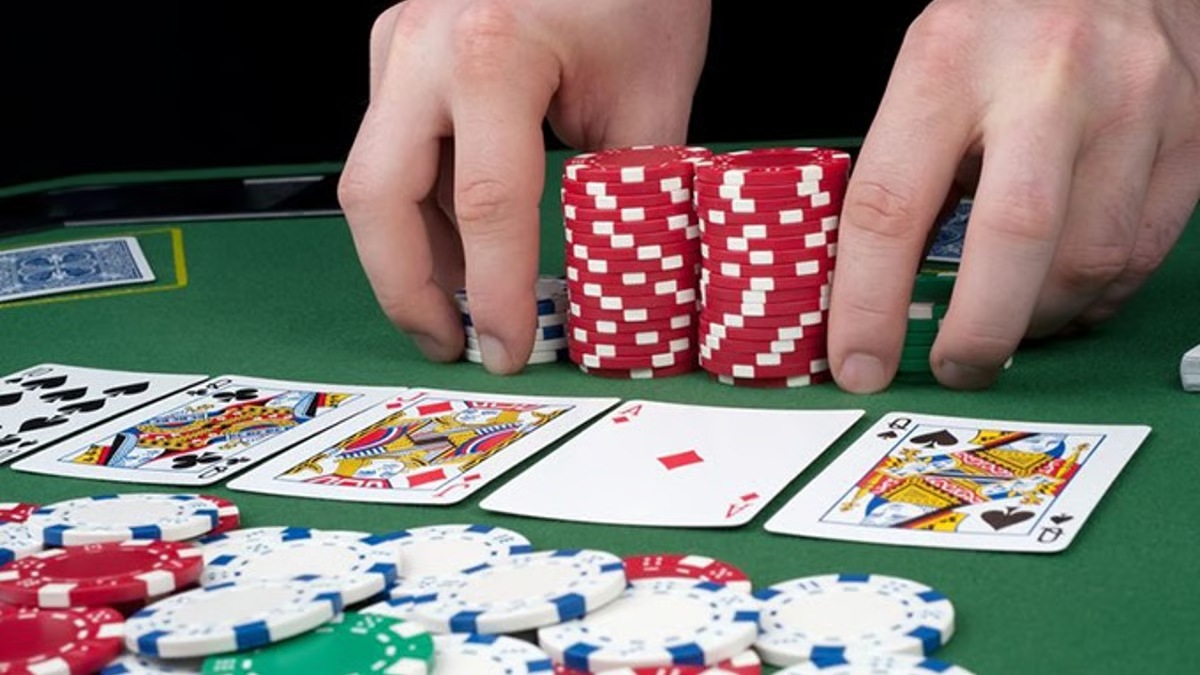 Beginner's Guide to Check-Raising in Poker Beginner's Guide to Check-Raising in Poker