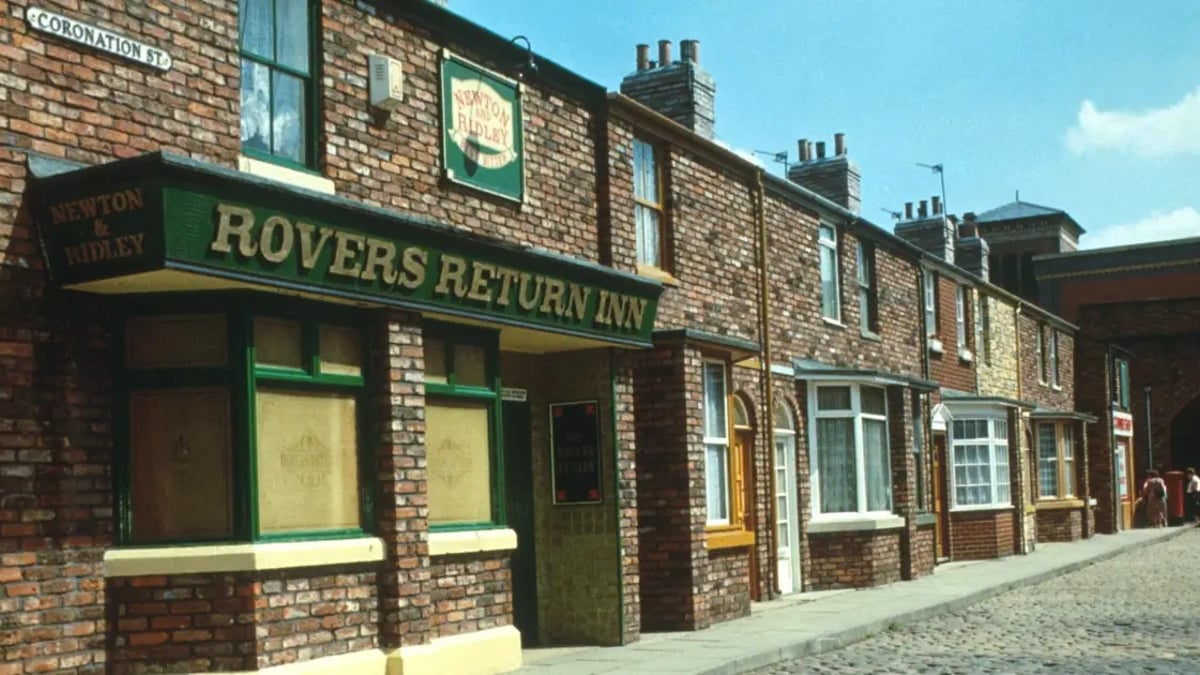 Coronation Street Christmas Storyline Odds: Gail Platt&#039;s Exes To Return?