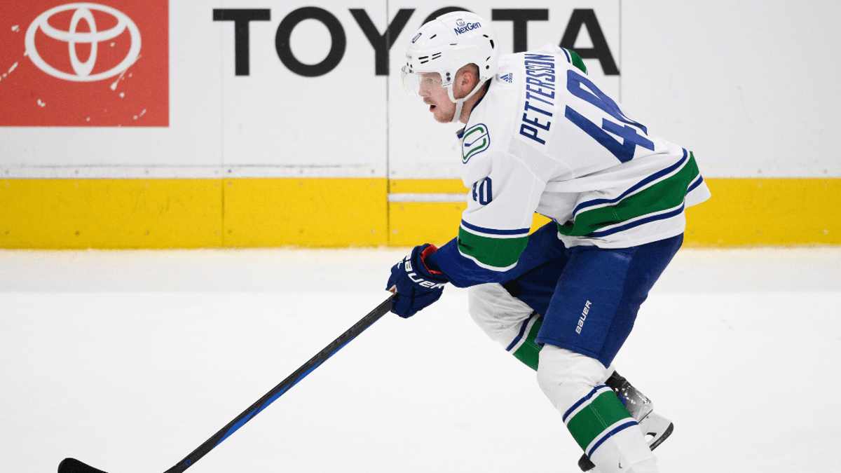 NHL Power Rankings: Canadian teams on the eve of the trade deadline Elias Pettersson Vancouver Canucks