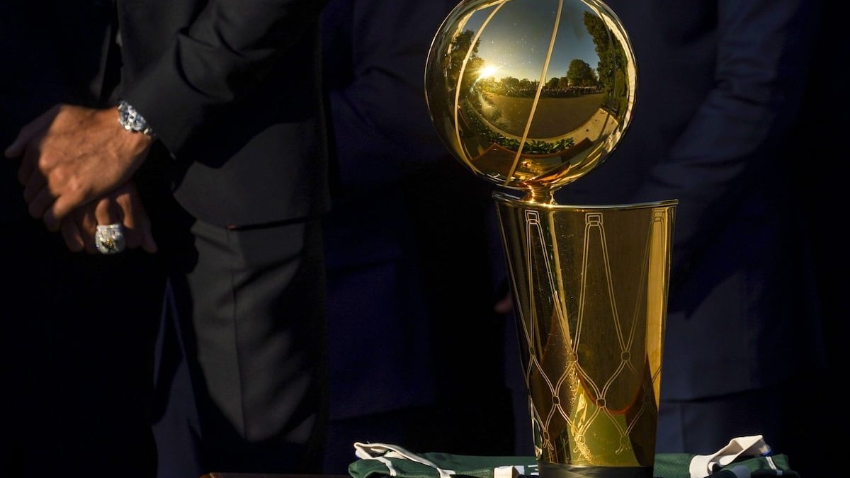 Larry O’Brien NBA trophy