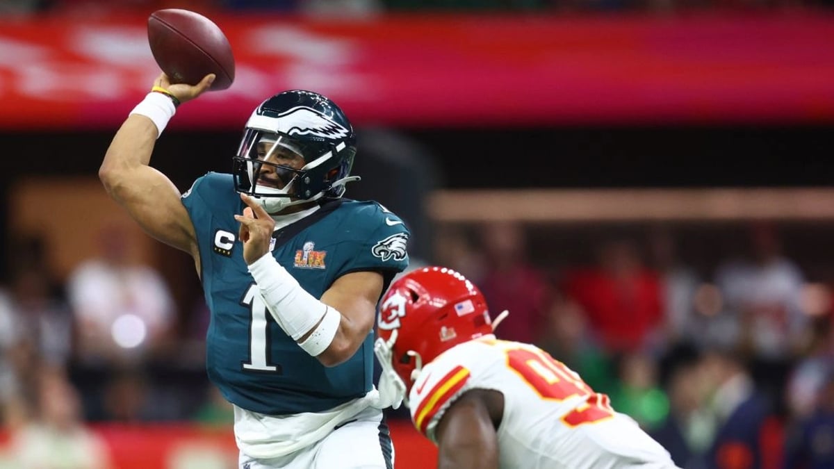 NFL Playoffs Betting: Tips & Strategy to Consider NFL Playoffs Betting: Tips & Strategy to Consider