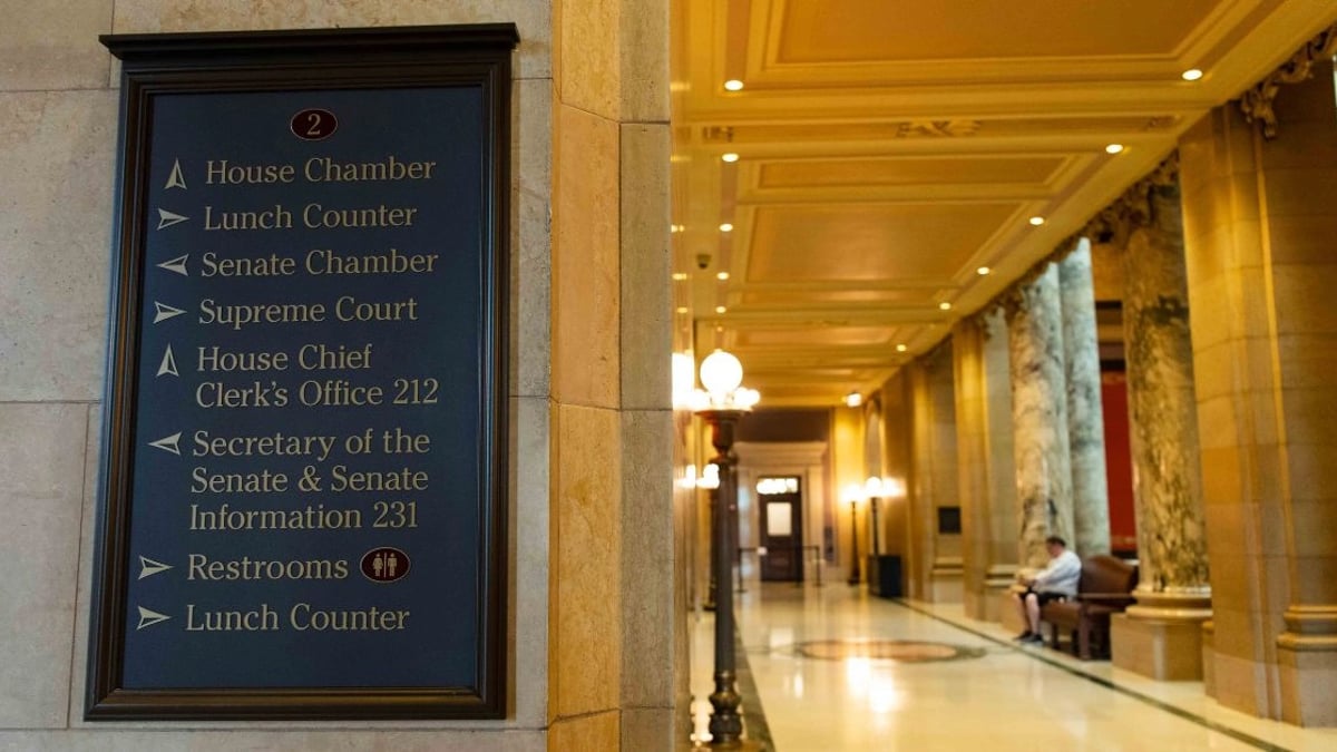 Clock Ticking At Minnesota Legislature On Prediction Market Ban, Sports Betting Bill Clock Ticking At Minnesota Legislature On Prediction Market Ban, Sports Betting Bill