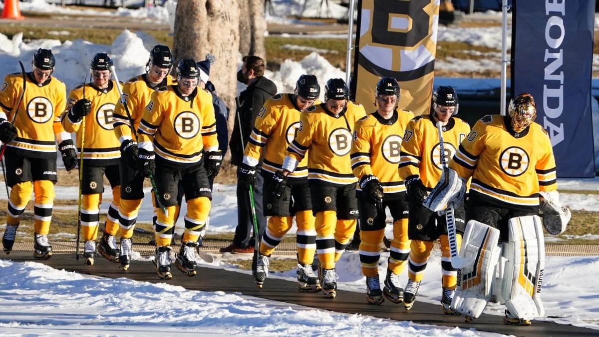 How to Bet on Outdoor NHL Games: Trends to Consider How to Bet on Outdoor NHL Games: Trends to Consider