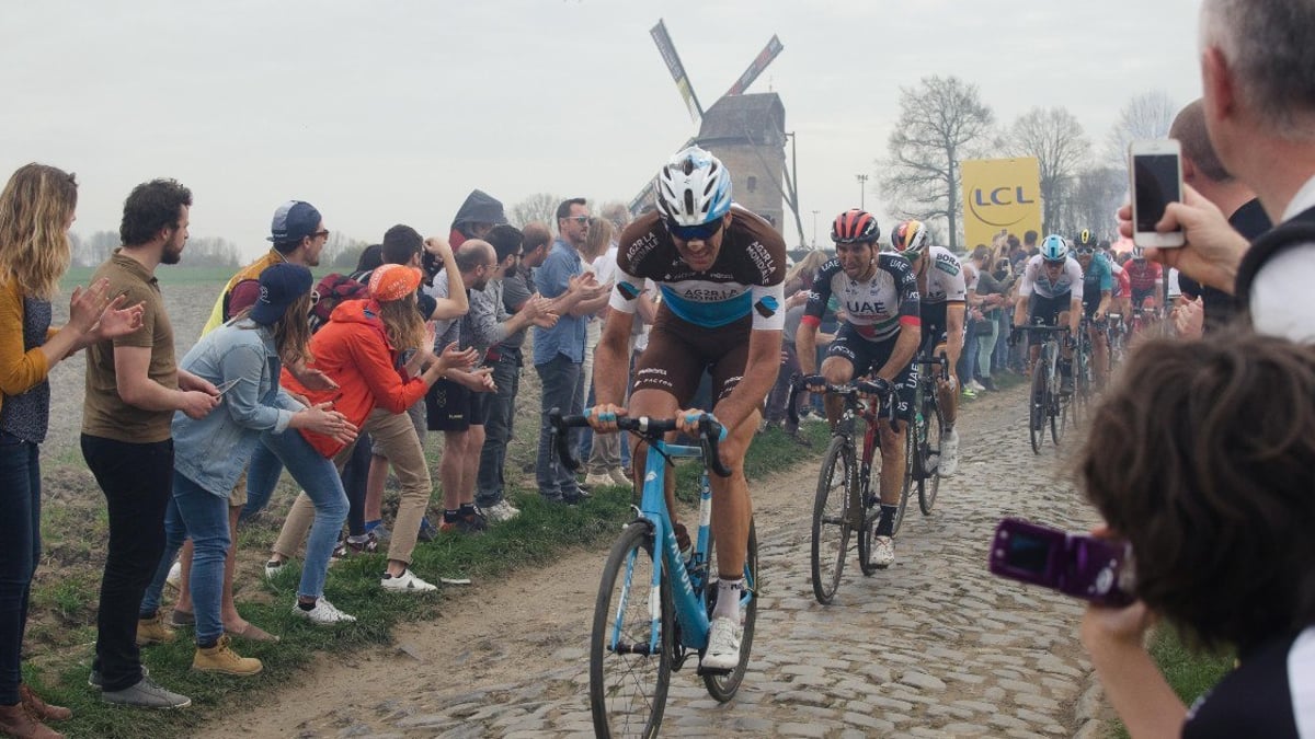 Kasseien, Kanshebbers & Koersgeweld: Wedgids Parijs-Roubaix 2025 Kasseien, Kanshebbers & Koersgeweld: Wedgids Parijs-Roubaix 2025
