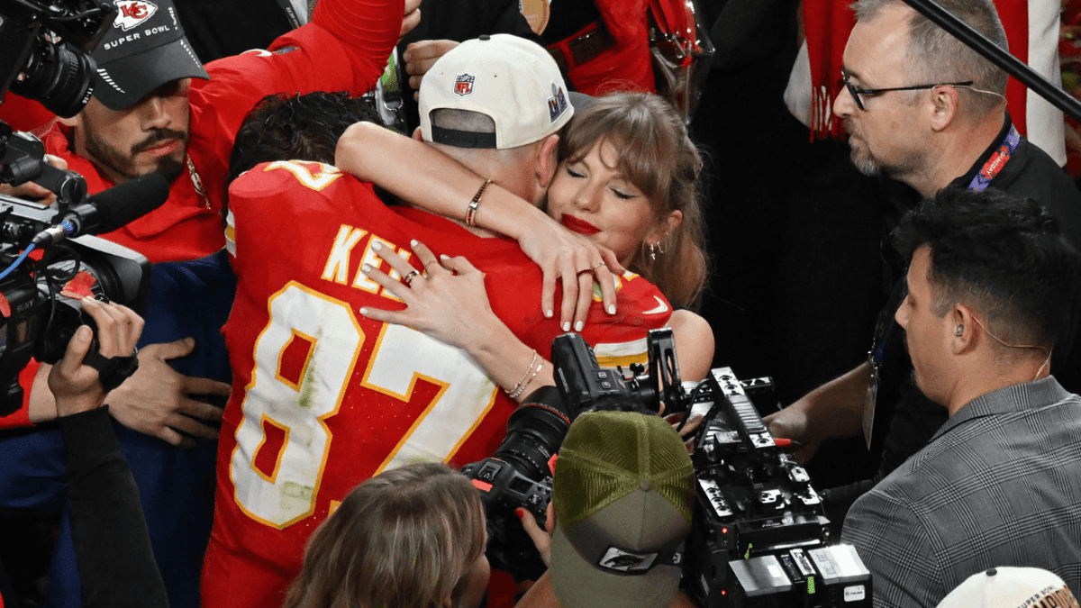 Taylor Swift And Travis Kelce Wedding Odds: Couple Favourite To Marry In 2026 Taylor Swift And Travis Kelce Wedding Odds: Couple Favourite To Marry In 2026