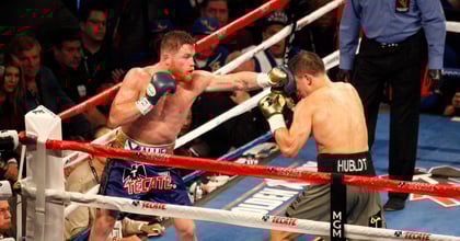 Apuestas Canelo vs Scull: Mejores cuotas y bonos