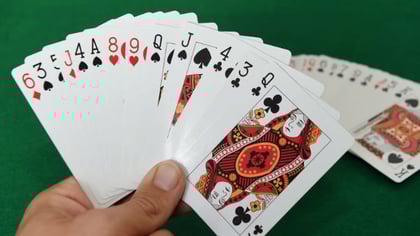 The Worst Hand in Texas Hold'em Poker