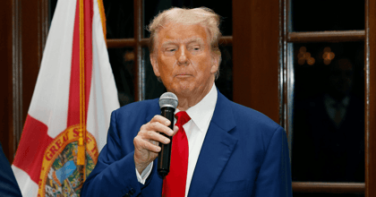 Trump lijkt favoriet bij de bookmakers: Wie wordt er President?