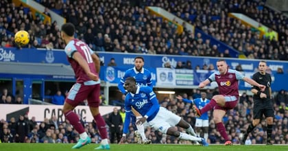 Yakubu Exclusive: McGinn&#039;s Aggression And Leadership Is Perfect Match For Moyes